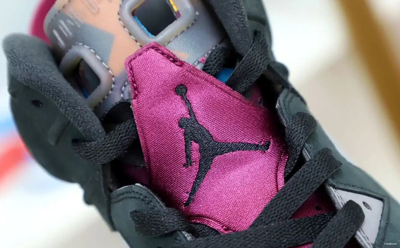 6 BORDEAUX RETRO JORDAN AIR 0514